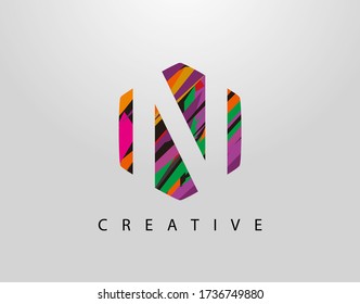 Resumen Del Logotipo De La Letra Hexagon N. N inicial con tiras de color creativas 