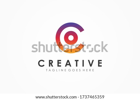 Abstract Initial Letter C Logo. Colorful Speech Bubble Linear Style with Negative Space Chat Talk Icon isolated on White Background. Flat Vector Logo Design Template Element. Foto stock © 