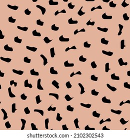 Abstrakter Leopardenhautvektor nahtlos Muster.  unregelmäßige Pinselspitzen und Hintergründe. Abstrakter Ausdruck der wilden Tierhaut. Einfaches unregelmäßiges geometrisches Design.