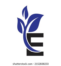 Resumen del diseño del logo E, Oro, industria de la belleza y logo de la moda.
negocios de cosmética, salones naturales y spa. yoga, compañías de medicina y clínicas,
Vector de diseño de carta con elemento de diseño de logotipo de salida 