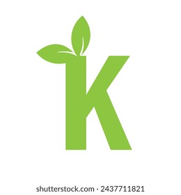 Diseño abstracto del vector del logotipo de la letra K. Icono carácter eco y plantilla de concepto de hoja.