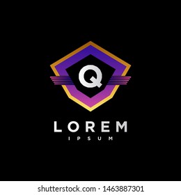 Abstract letter Q logo design template. gradient purple and black Color shield creative sign. Universal vector icon.