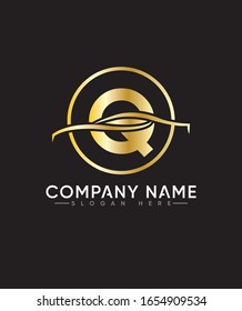 Logotipo de letra abstracta Q en una plantilla de diseño gráfico de línea simple vectorial