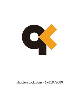 abstrakter Buchstabe qk schlichter Pfeil bunter Zielsymbol