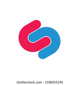 abstract letters cs linked geometric logo