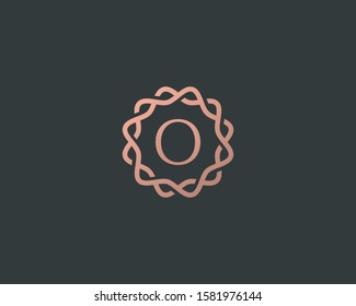 Abstract linear monogram letter O logo icon design modern minimal style illustration. Premium alphabet round wreath frame vector line emblem sign symbol mark logotype
