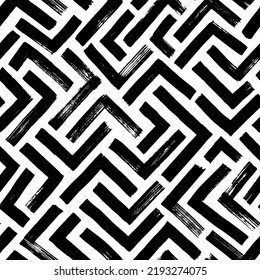 Abstract maze geometric seamless pattern with triangular lines. Hand-drawn irregular maze texture. Bold zig zag lines, monochrome geometric background. Striped seamless intricate pattern. 