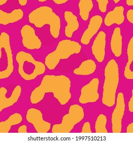 Abstract modern leopard seamless pattern. Animals trendy background. Pink and orange decorative vector stock illustration for print, card, postcard, fabric, textile. Modern ornament of stylized skin.