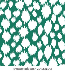 Abstract modern leopard seamless pattern. Animals trendy background. Color decorative vector stock illustration for print, card, postcard, fabric, textile. Modern ornament of stylized skin.