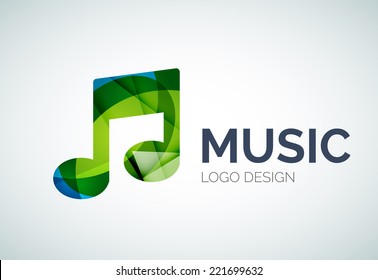 Música abstracta, diseño del logotipo del icono de nota hecho de piezas de color - varias formas geométricas