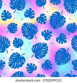 Abstrakte Palmblätter nahtloses Muster. Vektorblauer tropischer Blattdruck auf holografischem Folienverlauf-Hintergrund. Monstera Textur für Stoff, Sommer Dekoration, Papier, Hintergrund, Tapeten.