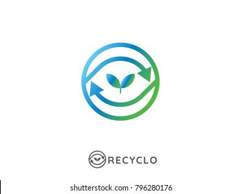 abstract recycle logo. cycle arrow symbol icon template Isolated on white background. Vector illustration. 