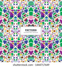 Abstract Retro Geometric seamless pattern with triangles. 