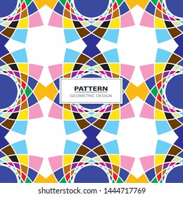 Abstract Retro Geometric seamless pattern with triangles. 