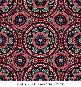 Abstrakte nahtlose Hintergrund. Rund farbige Textur in Rot, Violett und Blau. Mandala Hintergrund. Orientalisches Design