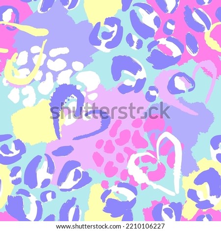 Abstract seamless chaotic leopard print with hearts elements. Grunge texture background. Wallpaper for girls. Fashion style pattern