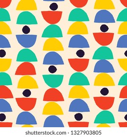 Abstract seamless pattern with colorful shapes on vanilla background.