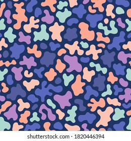 Abstract seamless pattern with organic shapes. Stylish vector texture with smooth blots, colorful spots, fluid forms. Funky background in trendy colors. Modern repeat tileable design for decor, print