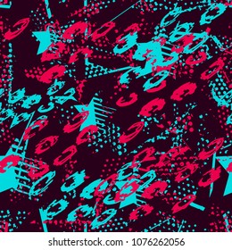 Abstract seamless pattern with tiger stains, dots, stars. Wild animal skin and geometric elements on dark purple background. Decorative wallpaper. chaotic grungy repeated backdrop for girl, textile