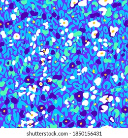 Abstract shapes seamless pattern. Mixed leopard skin print texture with small simple doodle spotty elements. Modern flat design with meadow daisy ornament for textile, fabric and wrapping.