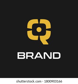 Abstract strong shape initial letter Q with target point logo template