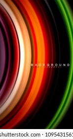 Linhas de onda abstratas listras de cor do estilo arco-íris fluido no fundo preto. Ilustração artística vetorial para apresentação, papel de parede do aplicativo, banner ou cartaz