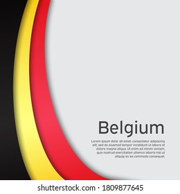 Abstrakte, schwingende Belgiumflagge. Kreativer Hintergrund für belgische Feiertage Postkartendesign. Bücherei für Unternehmen. Papierschnitt-Stil. Grafischer Hintergrund für Poster. Vektorgrafik der belgischen Flagge. Banner