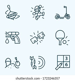 Iconos de actividad estilo línea con torbellino, sudoku, cañón de agua y otros elementos de pistola. Iconos de actividad de ilustración vectorial aislados.
