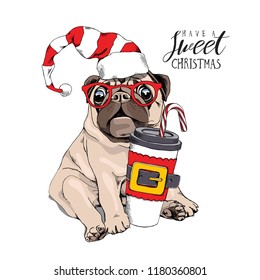 Adorable cachorro beige Pug en una divertida gorra de Santa y con un café. Tengan una dulce Navidad - cita con letras. Tarjeta de Año Nuevo, composición de camisetas, ilustración vectorial hecha a mano.