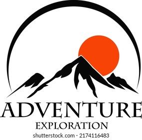 Abenteuer Exploration Logo Vektordesign. Outdoor-Illustration für Logo, Poster, Badge oder Aufkleber.