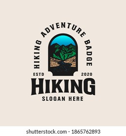 Vorlage für Adventure-Mountain-Badge-Logo