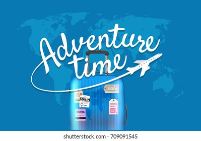 Tiempo de aventura. Mapa mundial con el logo