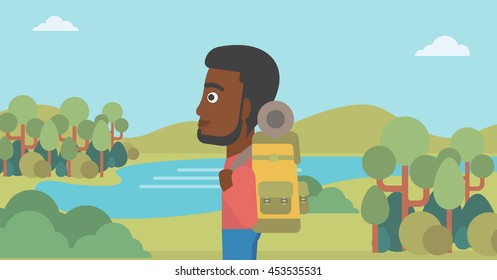 Un hombre afroamericano con mochila disfrutando de las vistas al paisaje con montañas y lago. Ilustración de diseño plana vectorial. Diseño horizontal.