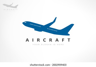 Vector del logotipo de la aeronave. Diseño de transporte.