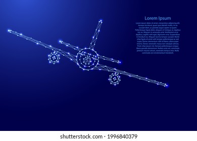 Avión volando con rollo, vista frontal de futuristas líneas azul poligonal y brillantes estrellas para banner, afiche, tarjeta de saludo. Ilustración vectorial.