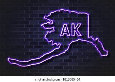 Alaska mapea lámpara de neón brillante o tubo de vidrio. Ilustración vectorial realista. Muro de ladrillo negro, sombra suave.