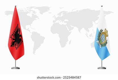 Bandeiras da Albânia e de São Marinho para reunião oficial contra o fundo do mapa do mundo.