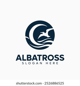 Plantilla del logotipo de Albatros con letra C con Elementos de diseño de media luna marina