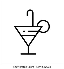 Alcohol drink icon. Martini vector icon. Alcohol flat sign design. Martini symbol pictogram. 