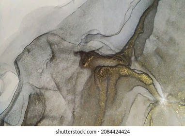 Tinta de alcohol. Textura de mármol gris con resúmenes solares y partículas doradas. Antecedentes abstractos. Pintado a mano con tinta de alcohol. Cartel, diseño de afiches. Vector.