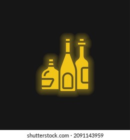 Alcoholic Drink yellow glowing neon icon