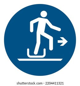 Alighting from toboggan to the right
To signify that the user must alight from toboggan to the right
Hazards that do not allow alighting safely other than to the right-hand side
