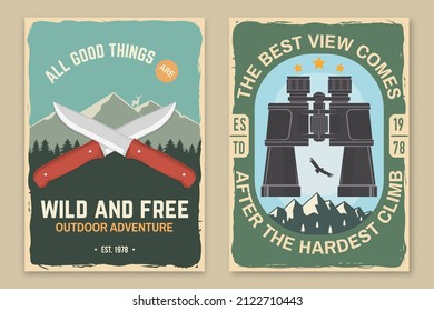 Todas las cosas buenas son salvajes y gratis. La insignia del campamento de verano. Para el parche, sello. Vector. Concepto de camisa o logotipo, impresión, sello o tee. Diseño con cuchillo, montañas, ciervos, binoculares y silueta forestal.