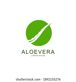 concepto de icono vectorial de la plantilla del logo de aloevera