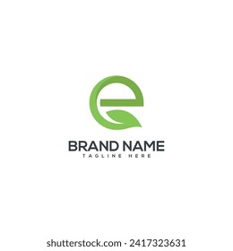 Alfabeto E letra ecología de hoja verde elemento de logotipo vectorial.