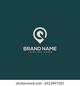 Alphabet monogram letter Q with location logo design - vector.