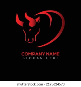 Diseño de ilustración vectorial del logotipo de Bull enojado 