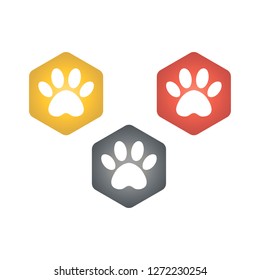 animal footprint hexagonal. set vector hexagon shape icon with the animals. Cat paw icons isolated.