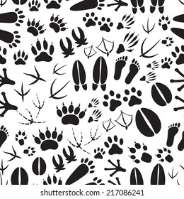 animal footprints black and white seamless pattern eps10