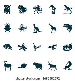 Animal icons set with beaver, eagle, chamelon and other crow elements. Isolated vector illustration animal icons.